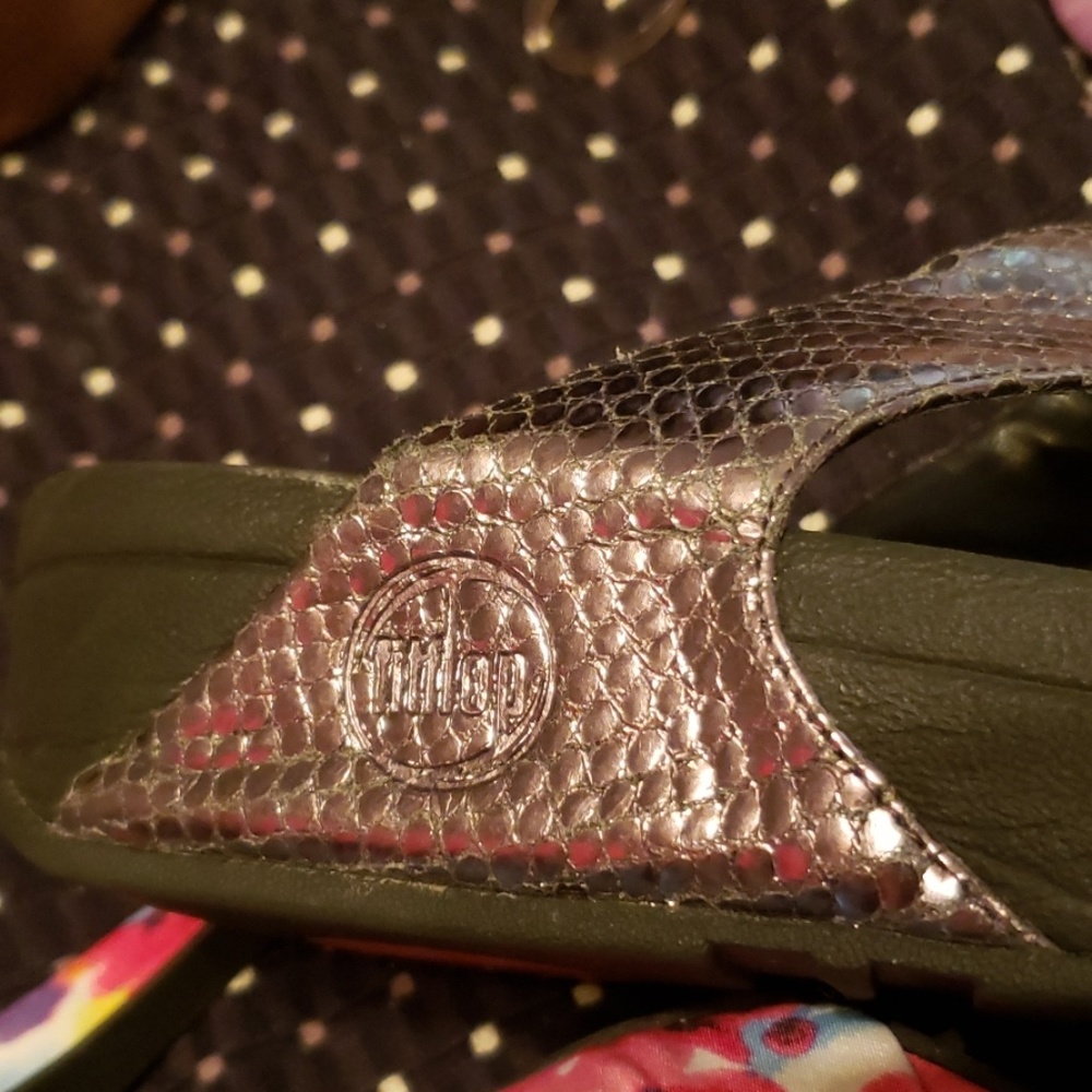 Sandals - Picture 2 of 2